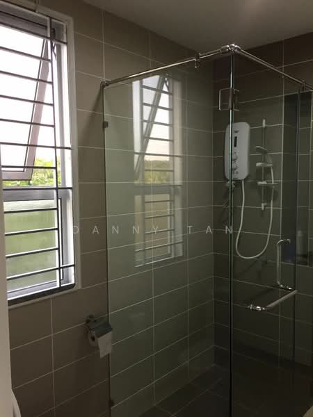 Terraced House for Rent in Bandar Tropicana Aman (Telok Panglima Garang) - Danny Tan - Bathroom - PropertyGuru.com.my