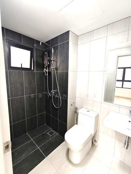 Service Residence for Sale at Teja @ Subang Jaya City Centre (SJCC) - Bryant Be - Bathroom - PropertyGuru.com.my