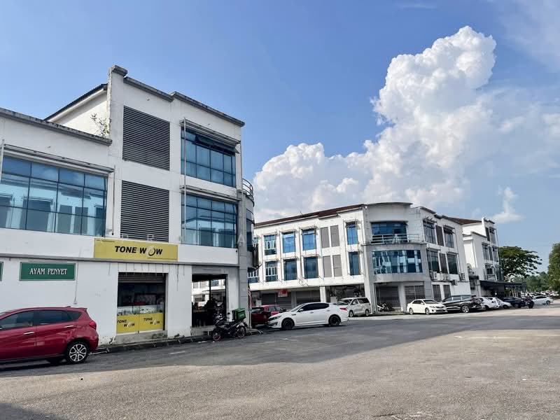Shop for Sale in Taman Lagenda Putra (Kulai) - APRILIA CHAYADI - Exterior - PropertyGuru.com.my