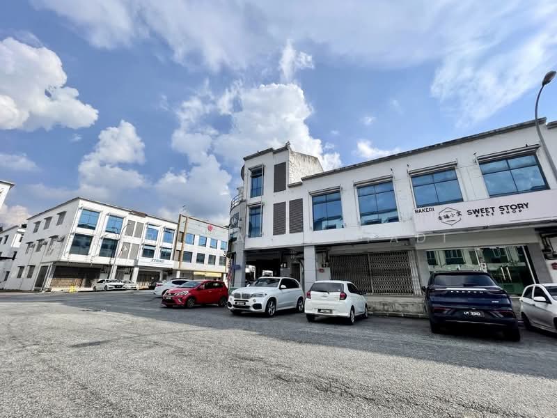 Shop for Sale in Taman Lagenda Putra (Kulai) - APRILIA CHAYADI - PropertyGuru.com.my