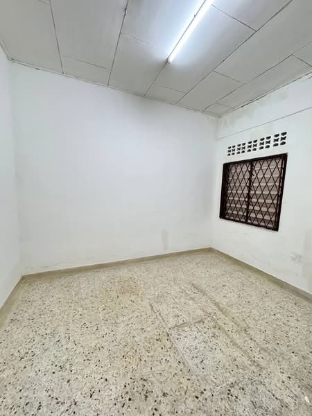 Rumah Teres 1-Tingkat untuk Dijual di Taman Ungku Tun Aminah (Skudai) - Junz Liew - PropertyGuru.com.my