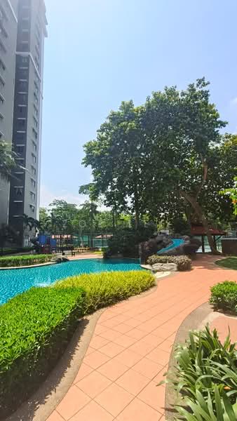 Pangsapuri untuk Dijual di Molek Pine 1 - Zoe Lee - PropertyGuru.com.my