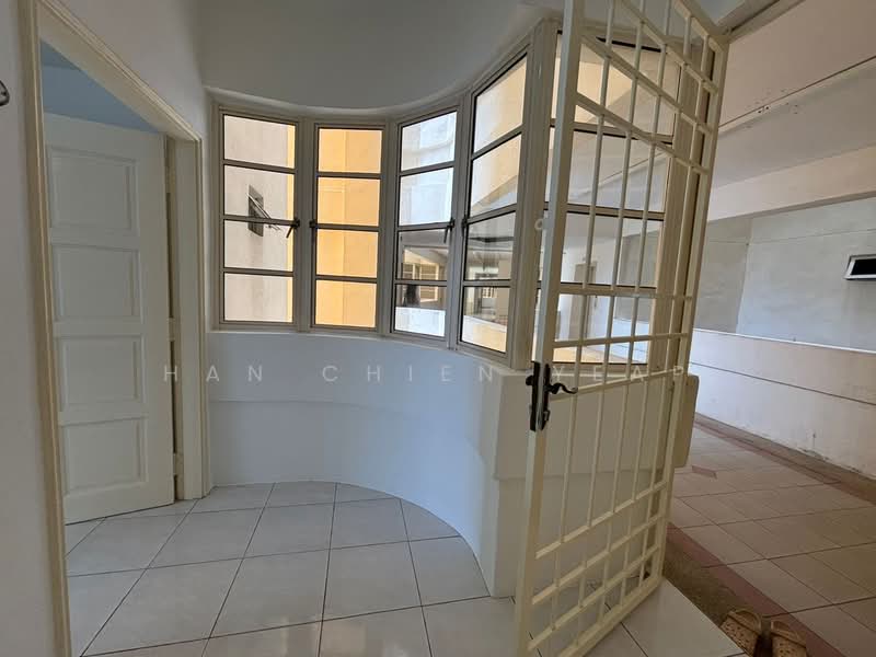 Kondominium untuk Disewa di Gold Coast Resort Condominium - Han Chien Yeap - Entrance - PropertyGuru.com.my