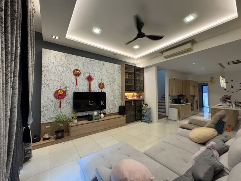 3-storey Terraced House for Sale in Serdang (Seri Kembangan) - CK Yee - PropertyGuru.com.my