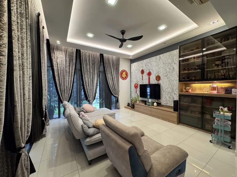 3-storey Terraced House for Sale in Serdang (Seri Kembangan) - CK Yee - PropertyGuru.com.my