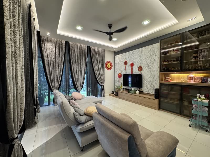 3-storey Terraced House for Sale in Serdang (Seri Kembangan) - CK Yee - PropertyGuru.com.my