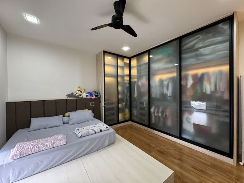 3-storey Terraced House for Sale in Serdang (Seri Kembangan) - CK Yee - PropertyGuru.com.my