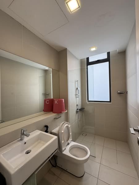 3-storey Terraced House for Sale in Serdang (Seri Kembangan) - CK Yee - PropertyGuru.com.my