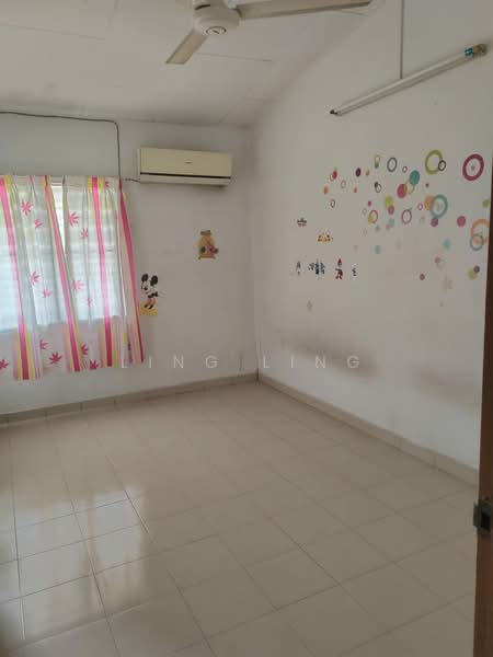 2-storey Terraced House for Sale in Taman Sungai Besi Indah (Seri Kembangan) - Ling Ling - PropertyGuru.com.my