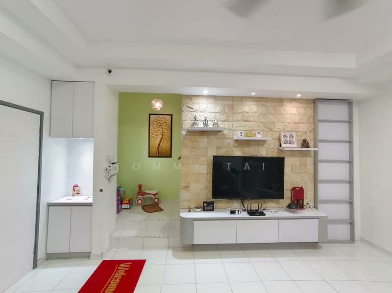 2-storey Terraced House for Sale in Taman Setia Indah (Tebrau) - Tommy Tai - Living Room - PropertyGuru.com.my