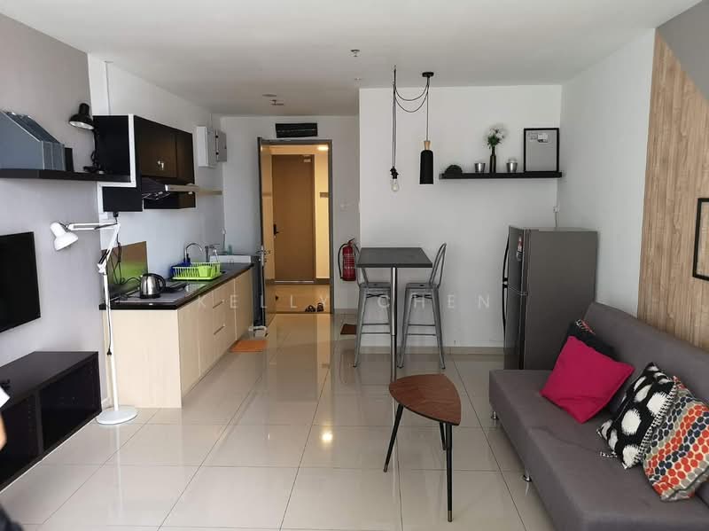Service Residence for Sale at Pinnacle Petaling Jaya - Kelly Chen - Kitchen - PropertyGuru.com.my