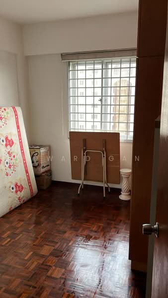 Pangsapuri untuk Dijual di Pangsapuri Persiaran Tanjung - Edward Gan - Bedroom - PropertyGuru.com.my