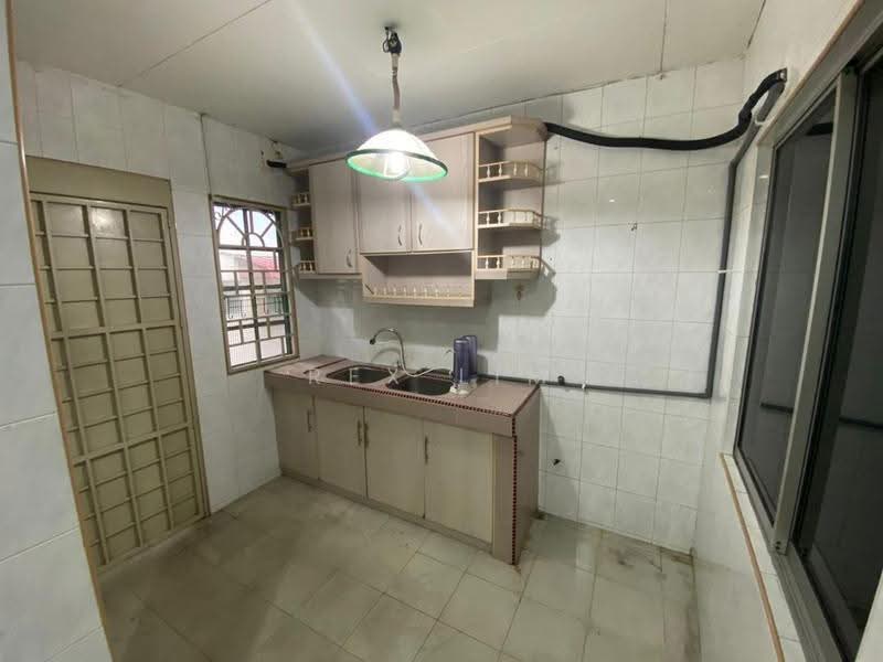 Rumah Teres 2-Tingkat untuk Disewa di Bandar Baru Sri Petaling (Sri Petaling) - REX LIM - Kitchen - PropertyGuru.com.my