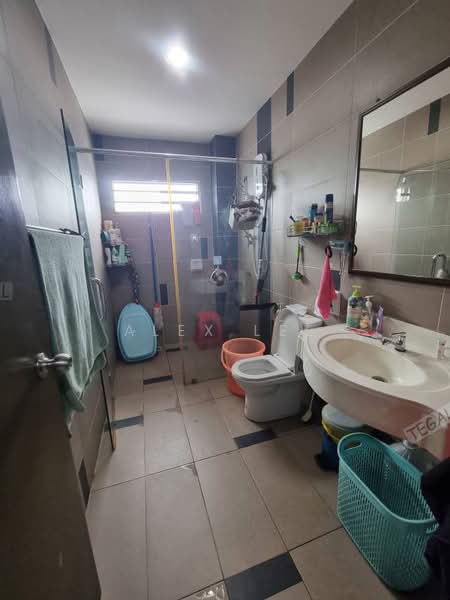 Terraced House for Sale in Bandar Puteri Klang (Klang) - Alex Lee - Bathroom - PropertyGuru.com.my