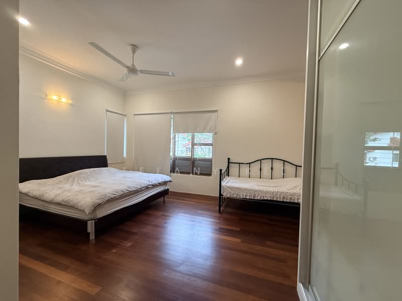 Semi-Detached House for Sale in Tanjung Tokong (Penang) - Stefany Kee - Bedroom - PropertyGuru.com.my
