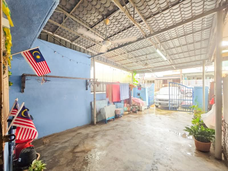 Rumah Teres 2-Tingkat untuk Dijual di Taman Putra (Ampang) - Zul Syafiq - Exterior - PropertyGuru.com.my