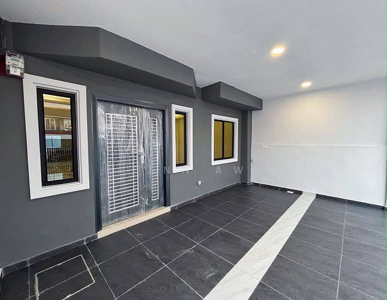2-storey Terraced House for Sale in Taman Anggerik (Tampoi) - Finn Aw - PropertyGuru.com.my