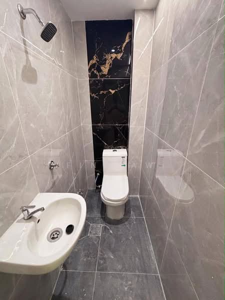 2-storey Terraced House for Sale in Taman Anggerik (Tampoi) - Finn Aw - PropertyGuru.com.my