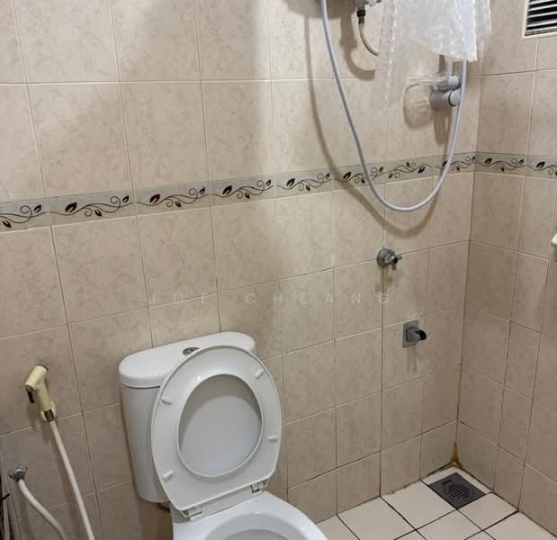 Kondominium untuk Disewa di Pelangi Utama - Joe Cheang - Bathroom - PropertyGuru.com.my