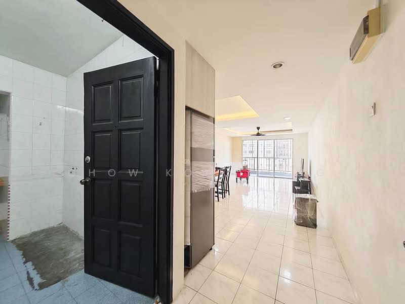 Apartment for Sale at Desa Sri Puteri B - Chow Kok Toong - Living Room - PropertyGuru.com.my