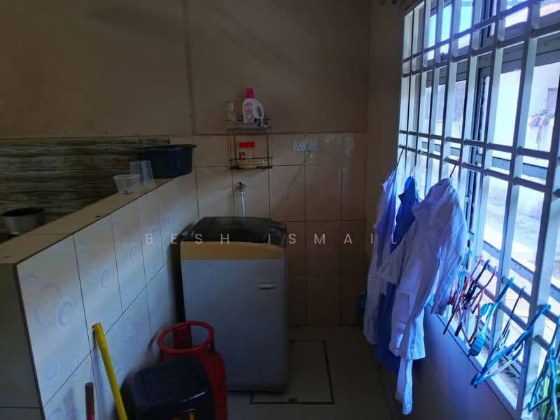 Rumah Teres untuk Dijual di Taman Banting Baru (Banting) - Besh Ismail - Interior - PropertyGuru.com.my