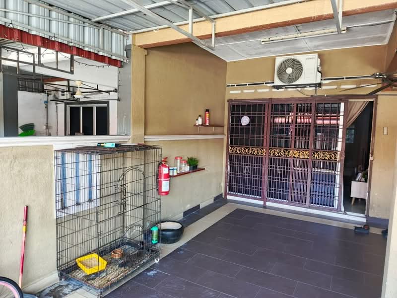 Rumah Teres untuk Dijual di Taman Banting Baru (Banting) - Besh Ismail - Exterior - PropertyGuru.com.my