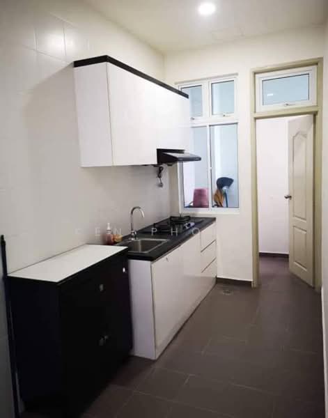 Kediaman Servis untuk Disewa di THE SENAI GARDEN (PANGSAPURI IMPIAN SENAI) - Ken Phoon - PropertyGuru.com.my