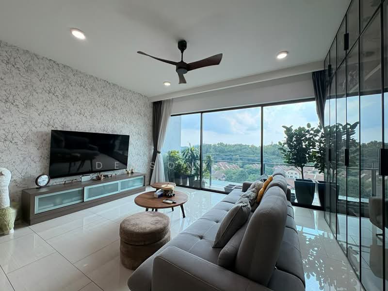 Kondominium untuk Dijual di One Central Park - Denson Yeoh - Living Room - PropertyGuru.com.my