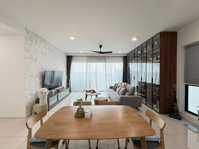 Kondominium untuk Dijual di One Central Park - Denson Yeoh - Living Room - PropertyGuru.com.my