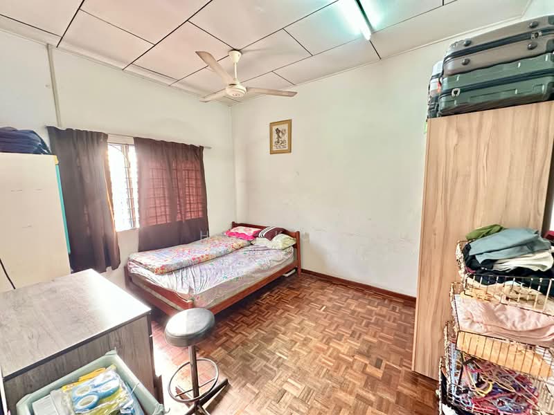 2-storey Terraced House for Sale in Taman Bertam Jaya (Cheng) - HG KOH - Bedroom - PropertyGuru.com.my