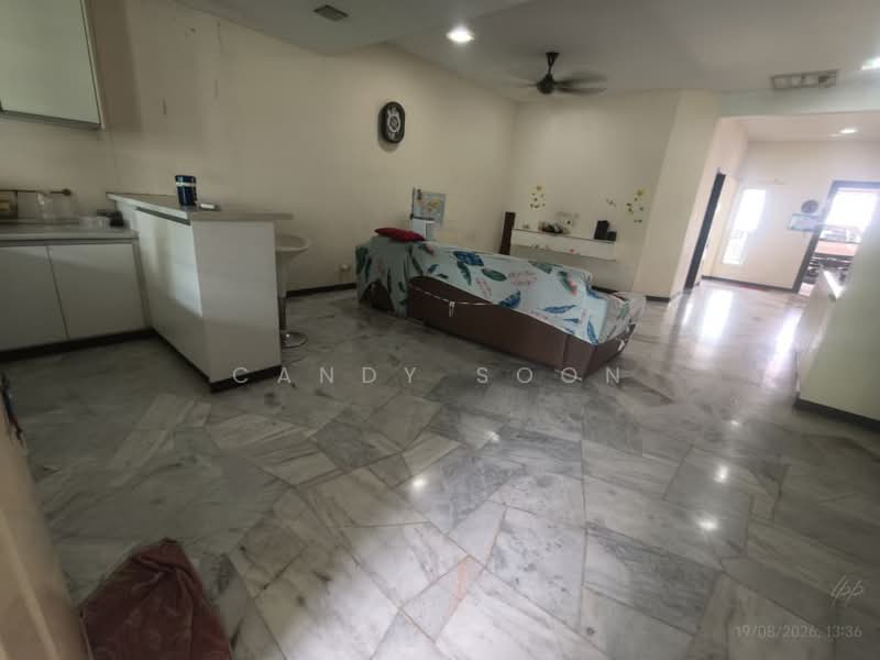 Rumah Teres 2-Tingkat untuk Dijual di Batu Caves (Kuala Lumpur) - Candy Soon - Living Room - PropertyGuru.com.my