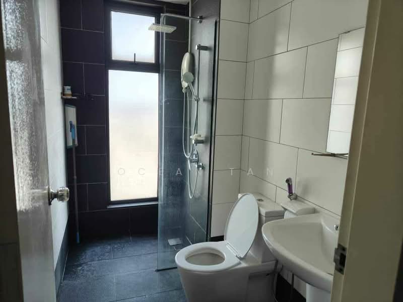 Service Residence for Rent at Univ 360 Place - Ocean Tan - Bathroom - PropertyGuru.com.my