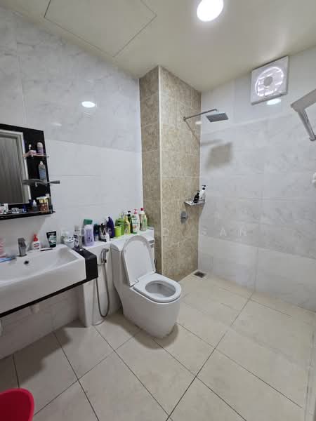 Kediaman Servis untuk Dijual di D'Summit Residences - Edward Gan - PropertyGuru.com.my