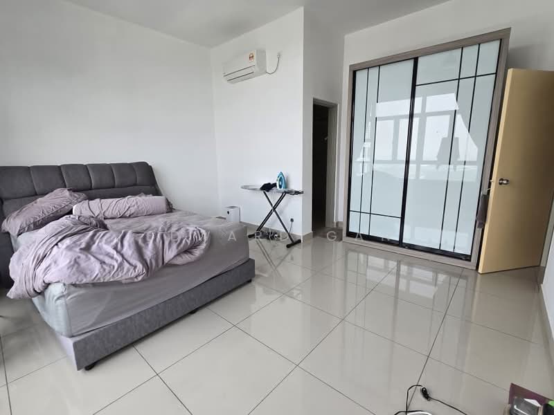 Kediaman Servis untuk Dijual di D'Summit Residences - Edward Gan - PropertyGuru.com.my