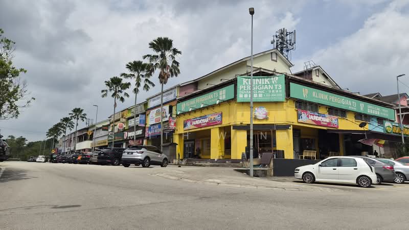 Shop for Sale in Bukit Jelutong (Shah Alam) - Smith Wong - Exterior - PropertyGuru.com.my