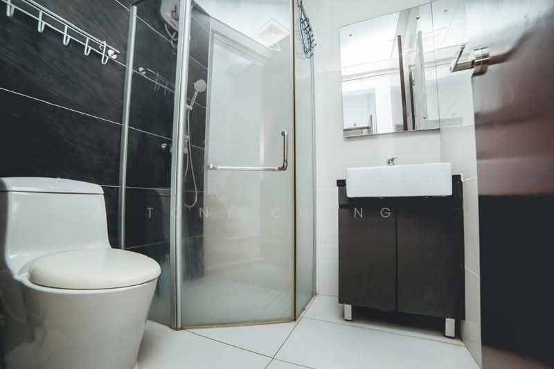 Condominium for Rent at Kings Bay @ Country Garden Danga Bay - Tony Chong - Bathroom - PropertyGuru.com.my