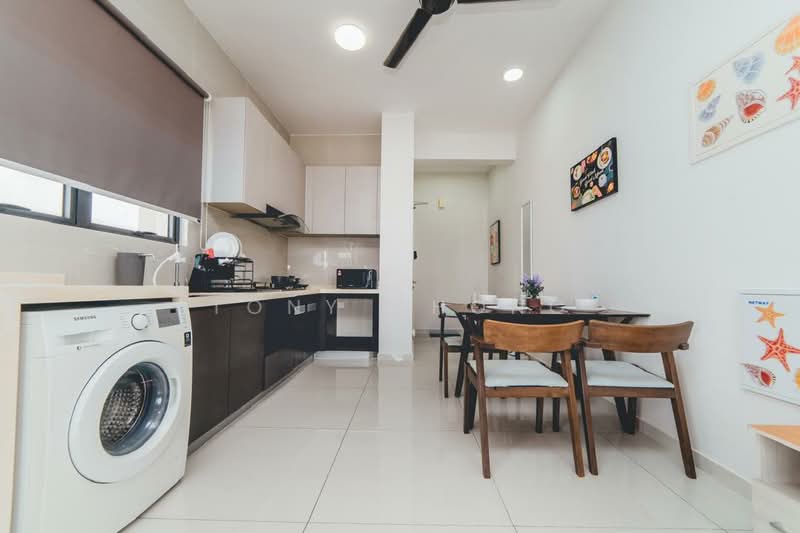 Condominium for Rent at Kings Bay @ Country Garden Danga Bay - Tony Chong - Kitchen - PropertyGuru.com.my