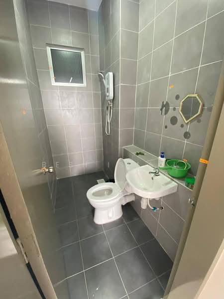 Apartment for Sale at Idaman Abadi - Besh Ismail - Bathroom - PropertyGuru.com.my
