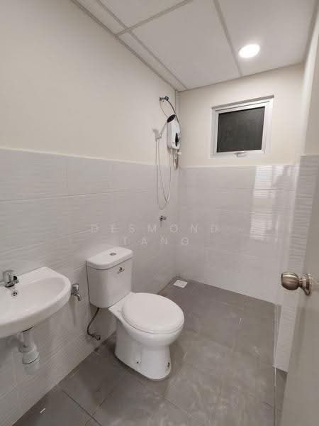 Pangsapuri untuk Disewa di Residensi Laman Sari - Desmond Tang - Bathroom - PropertyGuru.com.my