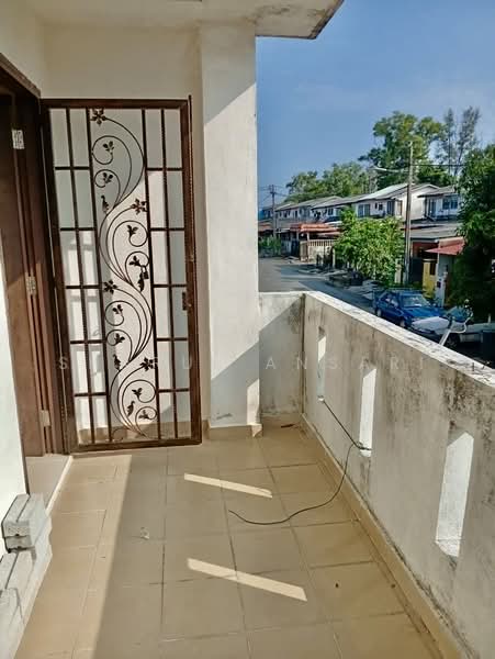 Rumah Teres 2-Tingkat untuk Dijual di Taman Rasah Jaya (Rasah) - Sharul Ansari - Balcony - PropertyGuru.com.my