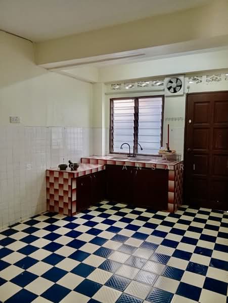 Rumah Teres 2-Tingkat untuk Dijual di Taman Rasah Jaya (Rasah) - Sharul Ansari - Kitchen - PropertyGuru.com.my