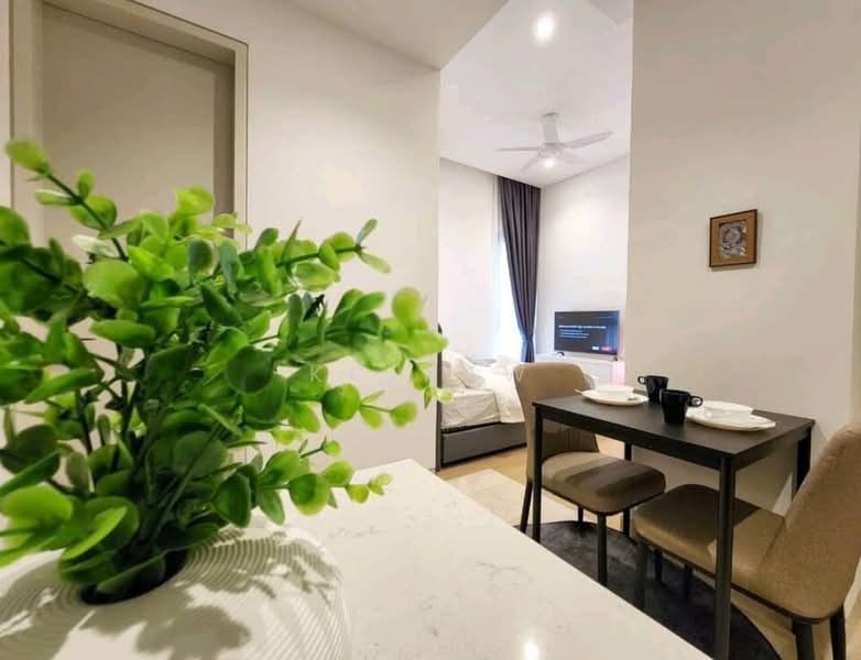 Kediaman Servis untuk Dijual di Lucentia Residences - KC KAW - Bedroom - PropertyGuru.com.my