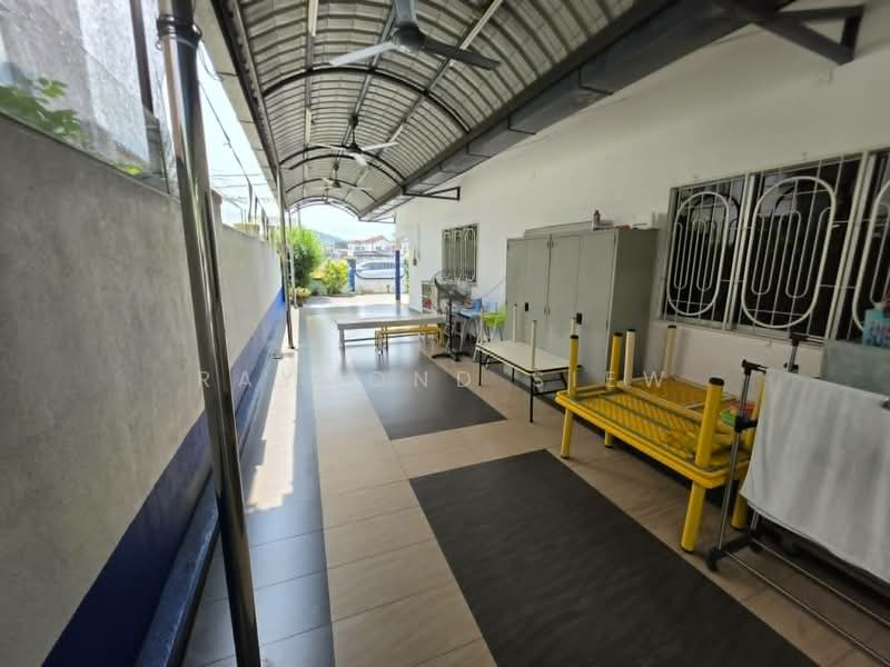 Bungalow House for Sale in Desa Jaya Kepong (Kepong) - Raymond Siew - Corridor - PropertyGuru.com.my