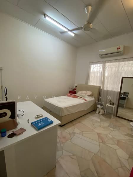 Bungalow House for Sale in Desa Jaya Kepong (Kepong) - Raymond Siew - Bedroom - PropertyGuru.com.my