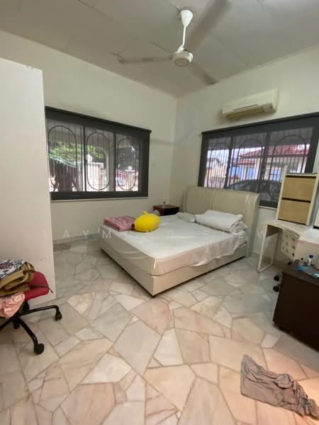 Bungalow House for Sale in Desa Jaya Kepong (Kepong) - Raymond Siew - Bedroom - PropertyGuru.com.my