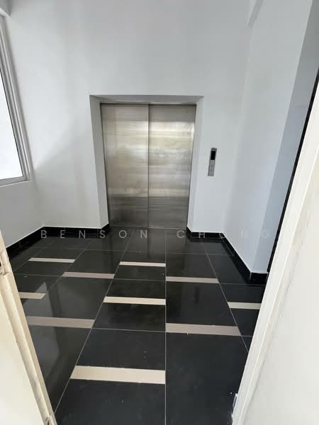 Cluster Factory for Rent in Taman Kempas Utama (Johor Bahru) - Benson Chong - Lobby - PropertyGuru.com.my