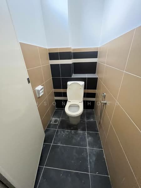 Cluster Factory for Rent in Taman Kempas Utama (Johor Bahru) - Benson Chong - Bathroom - PropertyGuru.com.my