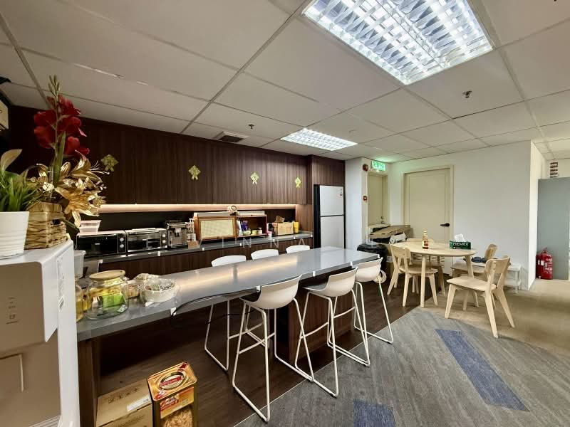 Office for Rent in Mid Valley City (Kuala Lumpur) - Elvinna Teo - Pantry - PropertyGuru.com.my