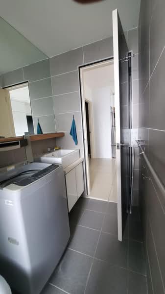 Service Residence for Rent at HYVE - Jay Tan - Bathroom - PropertyGuru.com.my