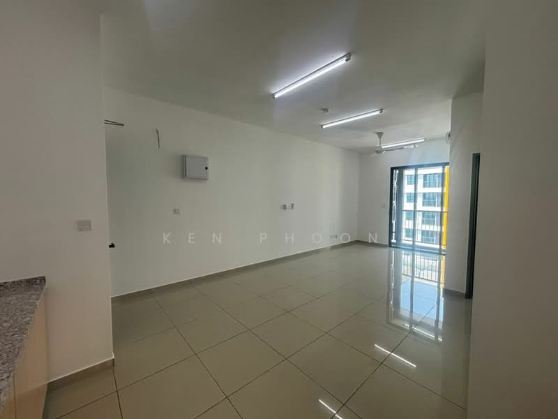 Kediaman Servis untuk Disewa di Parkland Residence @ Kajang 2 - Ken Phoon - Living Room - PropertyGuru.com.my